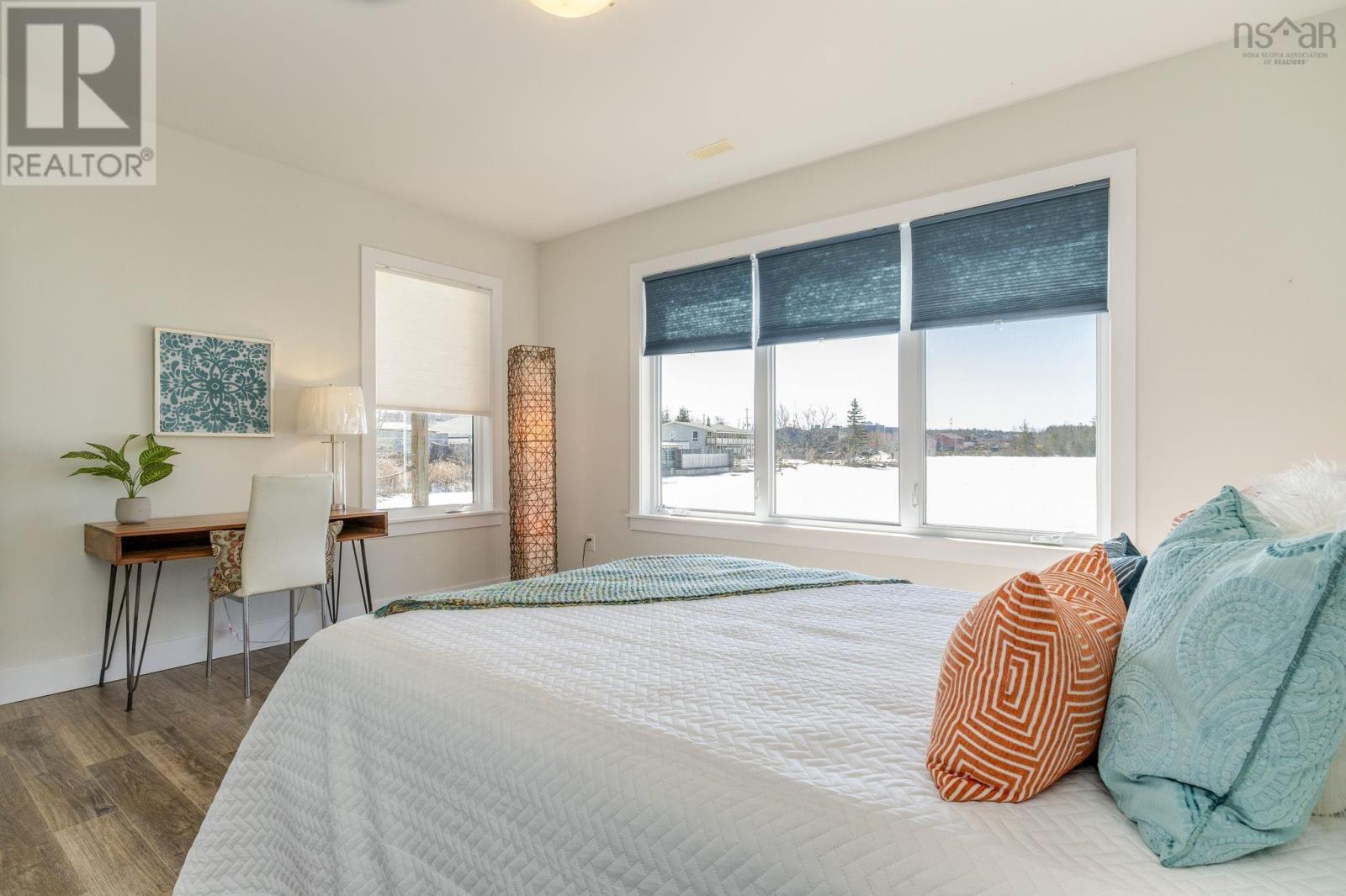 Property 35 of 50 of 30 Montague Road