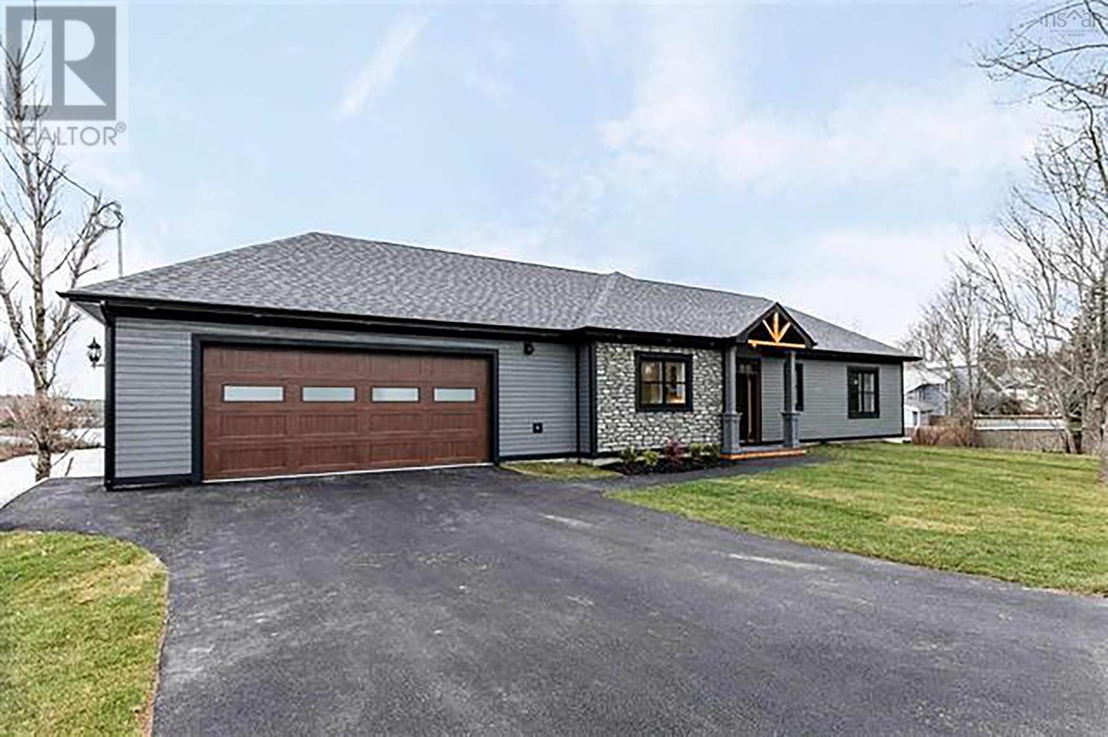 Property 49 of 50 of 30 Montague Road