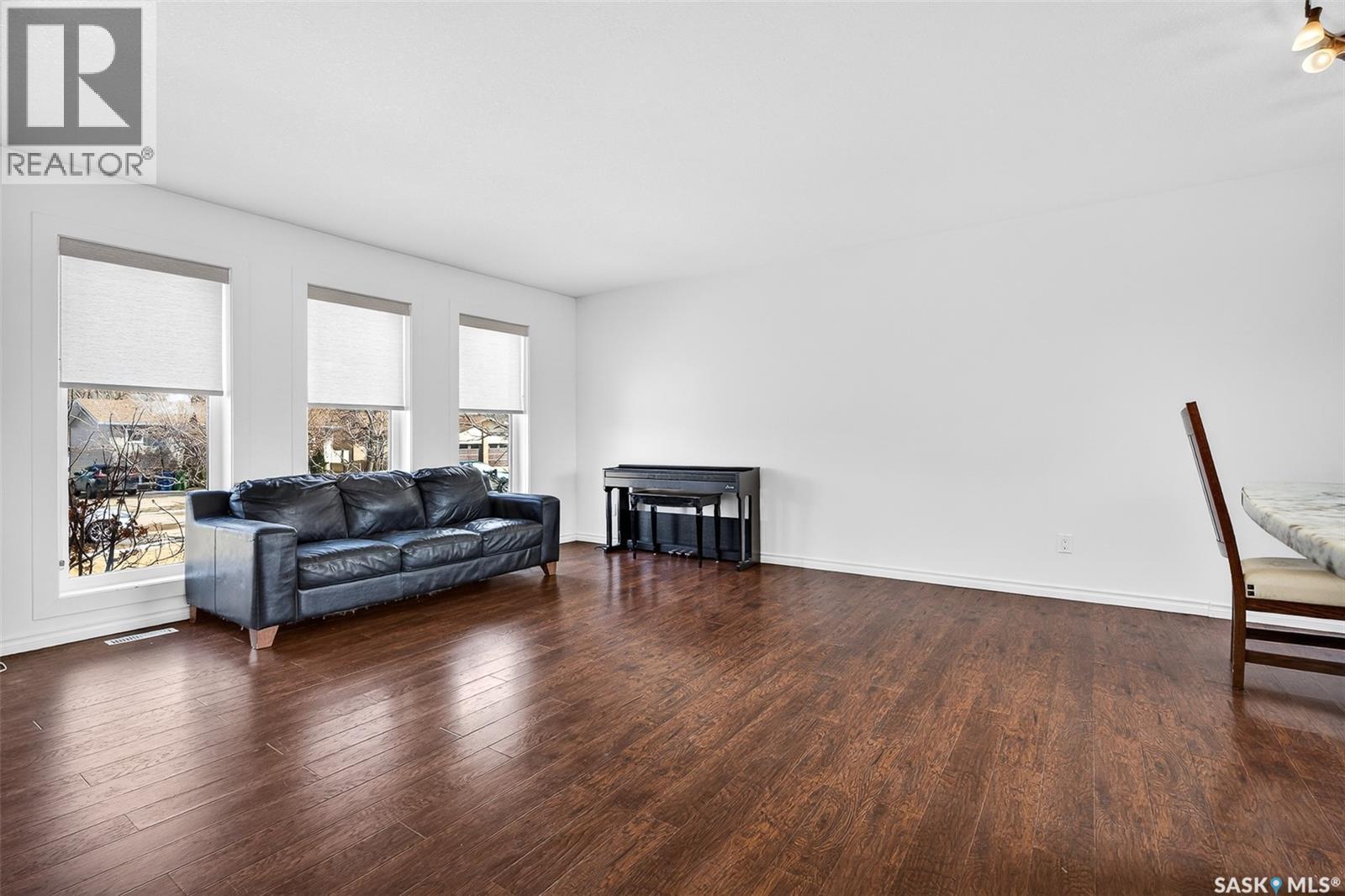 1149 PRINCE CHARLES PLACE - 9