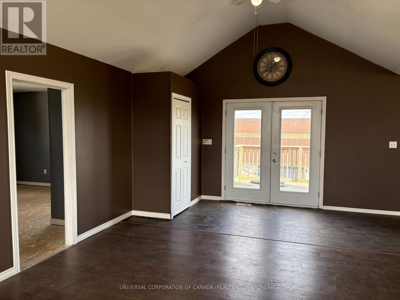 54582 VIENNA LINE Property Photo