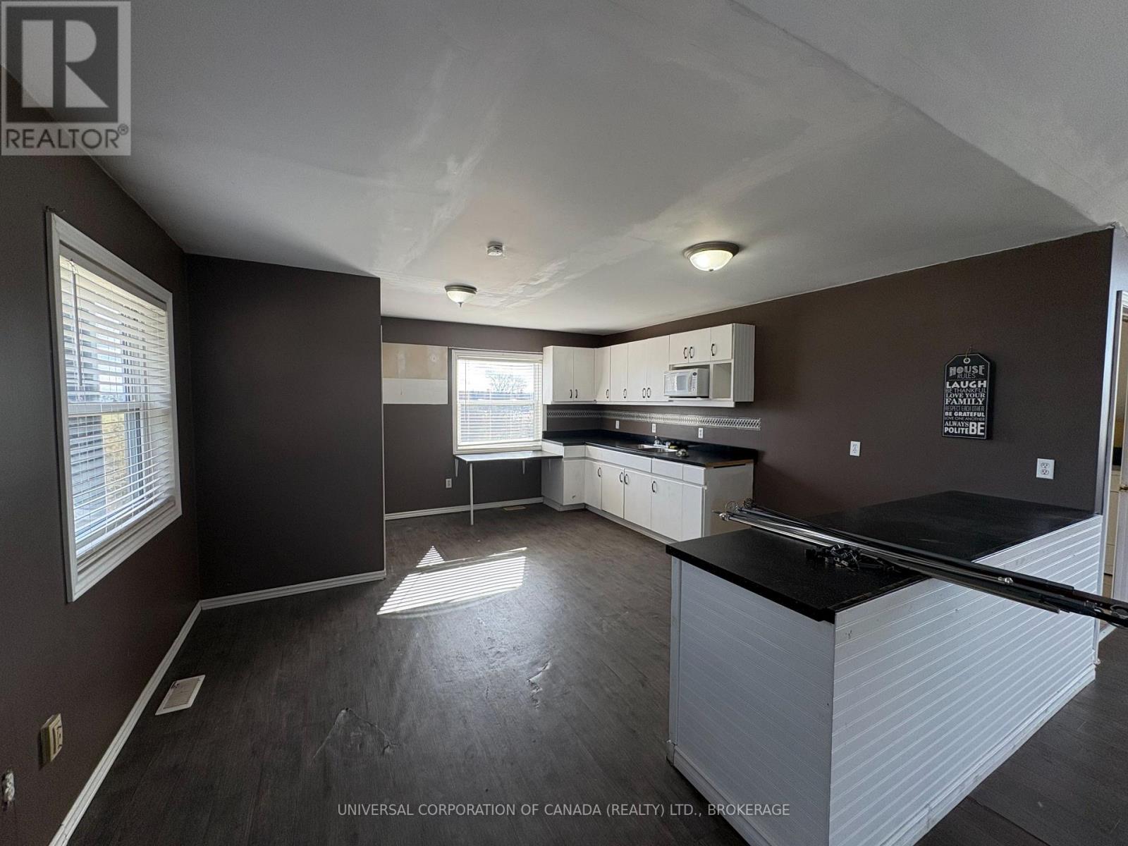 54582 VIENNA LINE Property Photo