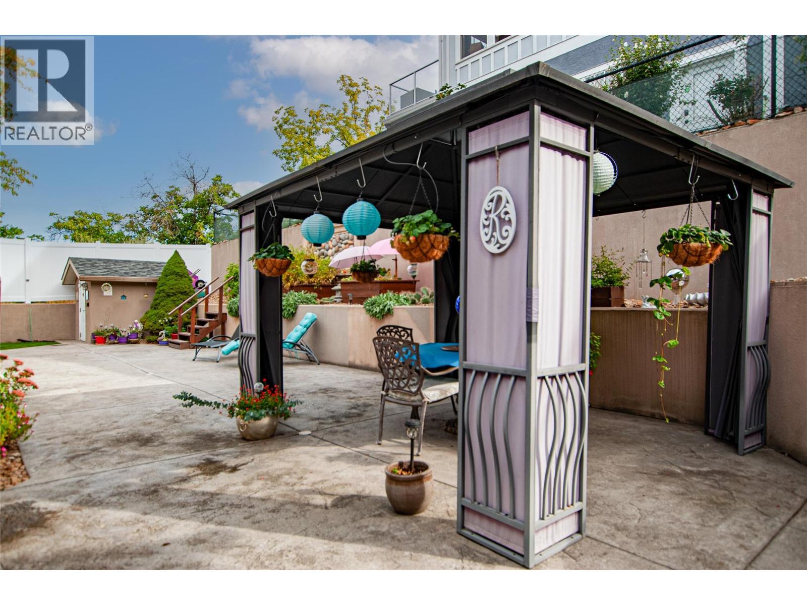 2852 JUNIPER Drive, Penticton