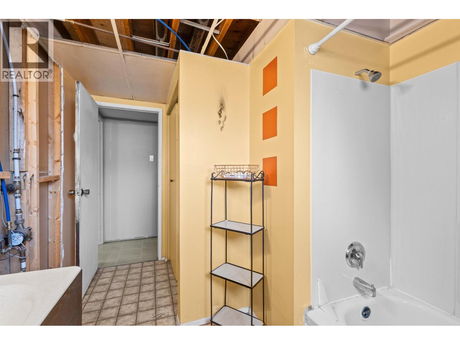 455 Dougall Road S, Kelowna