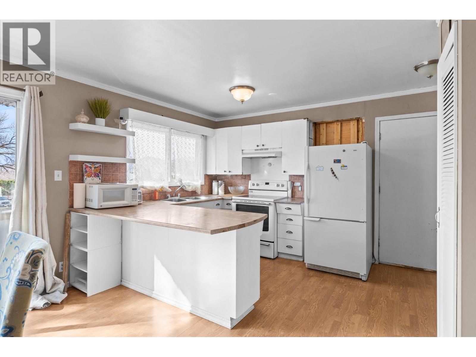 455 Dougall Road S, Kelowna