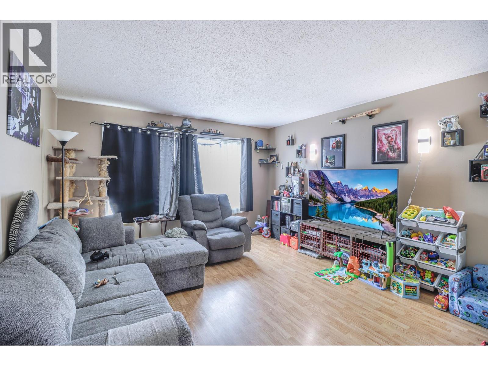 1121 8 Avenue S, Cranbrook