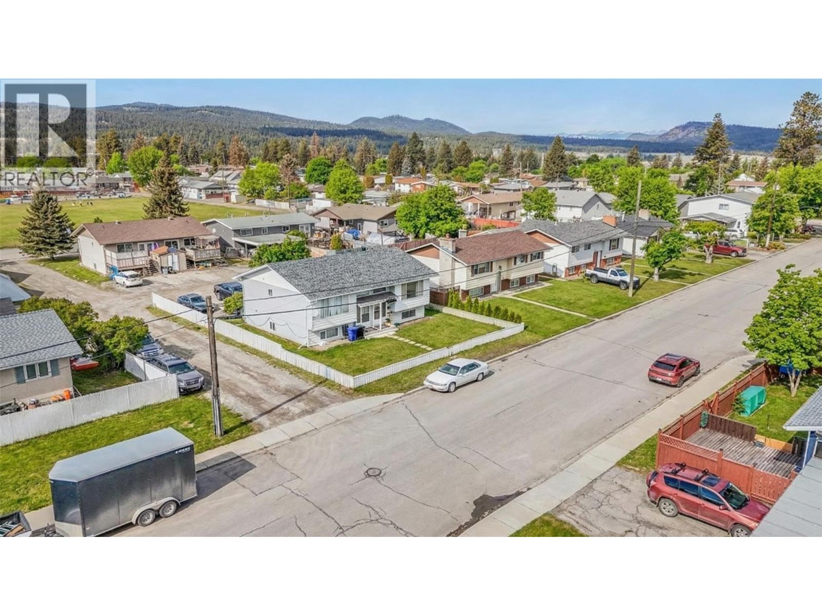 1121 8 Avenue S, Cranbrook