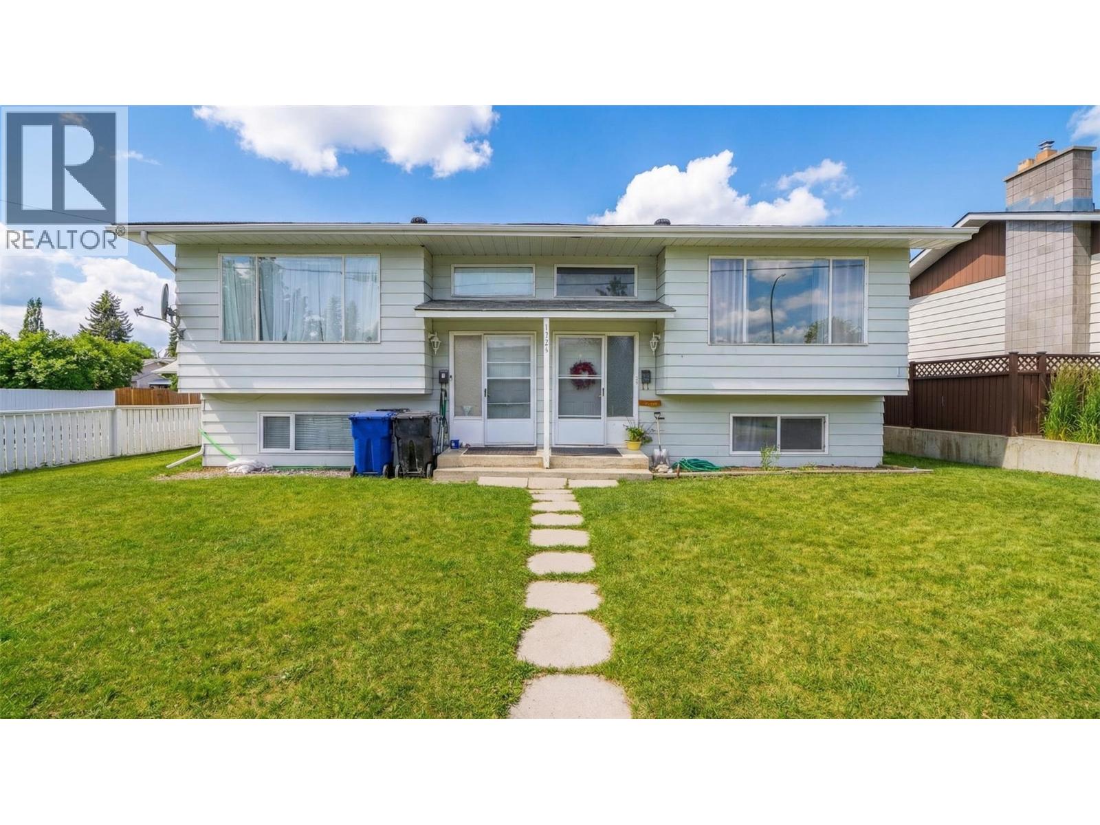 1121 8 Avenue S, Cranbrook