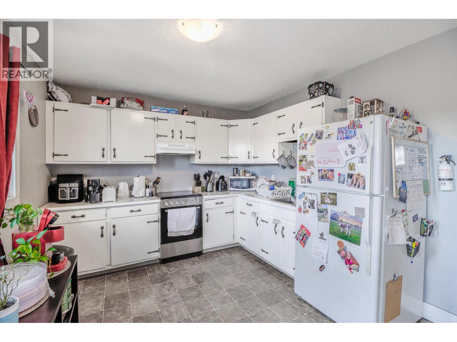 1121 8 Avenue S, Cranbrook