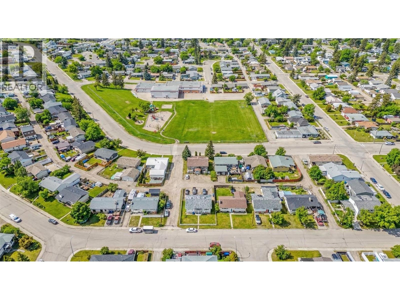 1121 8 Avenue S, Cranbrook