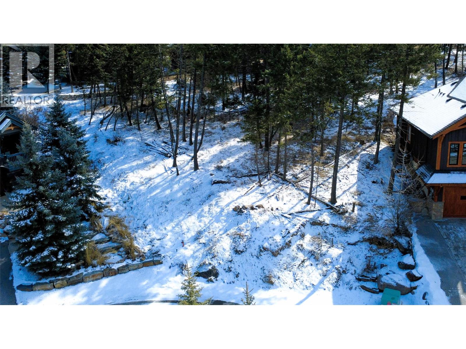 2591 Sandstone Manor, Invermere