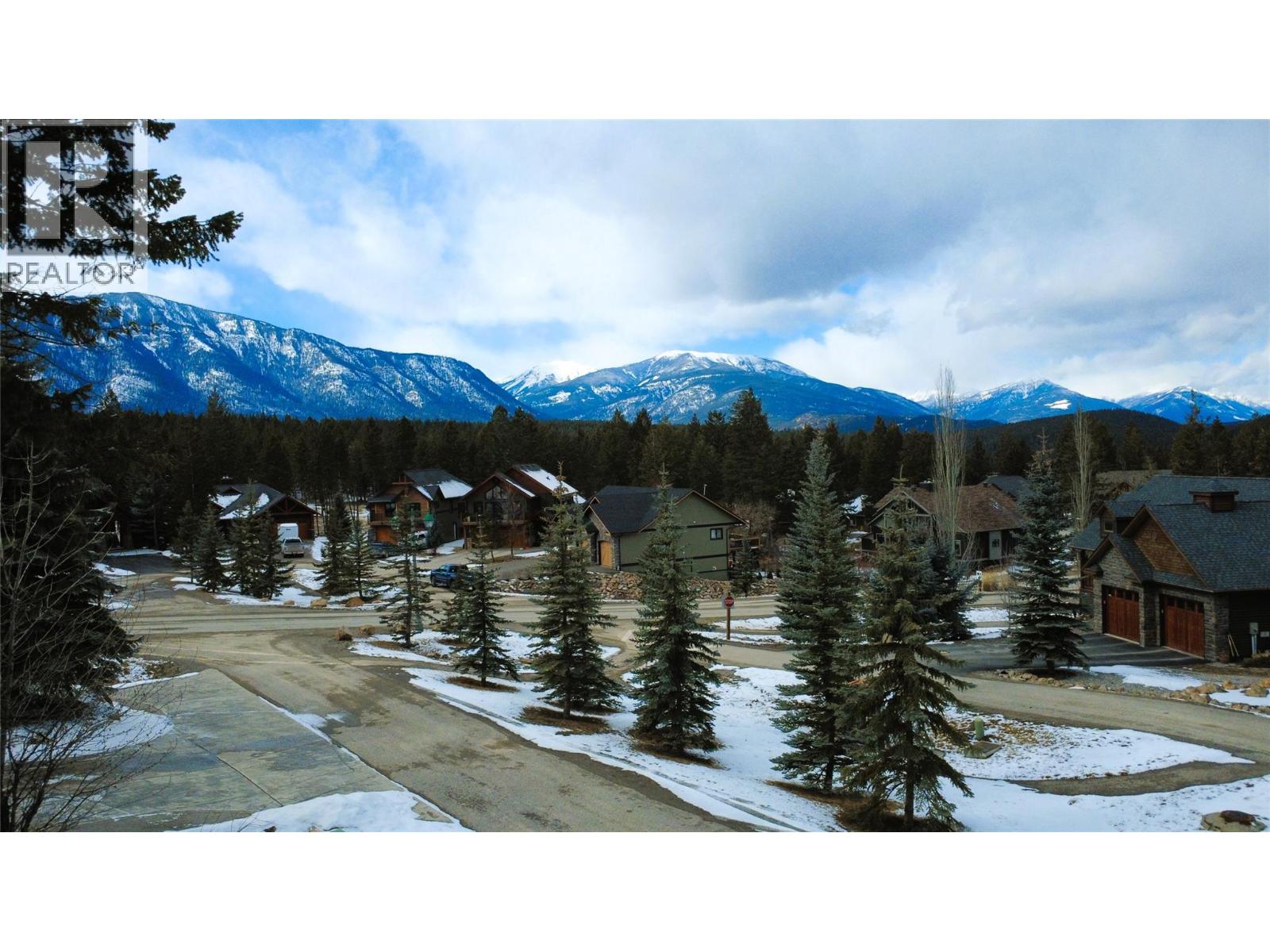 2591 Sandstone Manor, Invermere