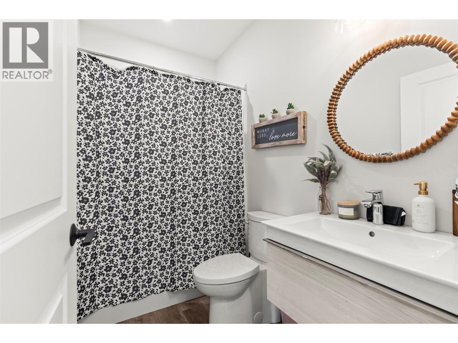  3200 20 Street Northeast, Salmon Arm