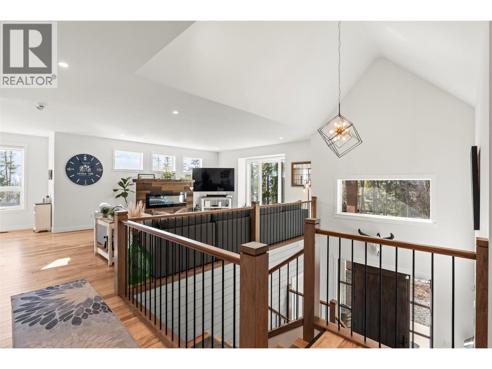  3200 20 Street Northeast, Salmon Arm