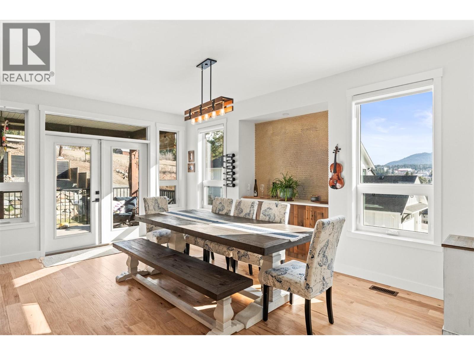  3200 20 Street Northeast, Salmon Arm