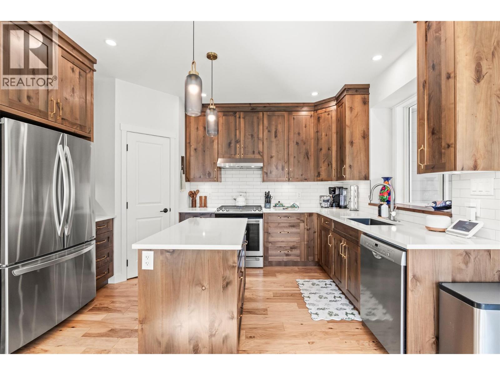  3200 20 Street Northeast, Salmon Arm