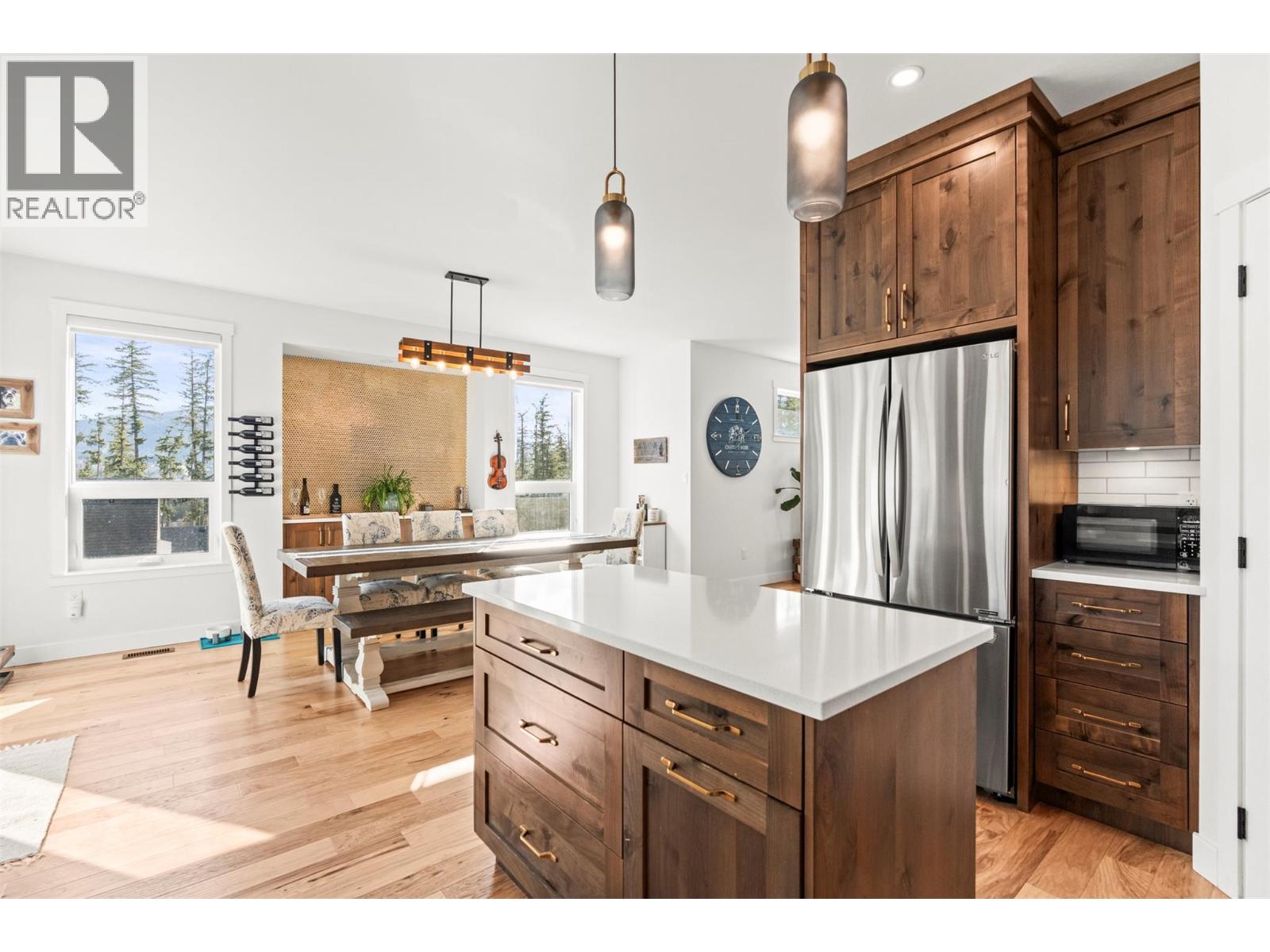  3200 20 Street Northeast, Salmon Arm