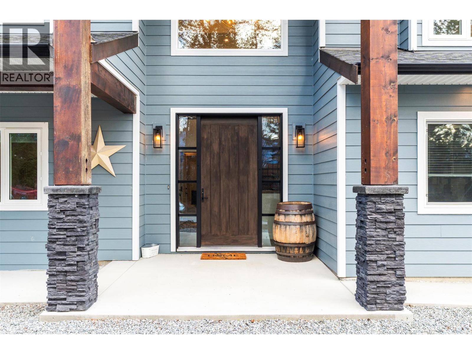  3200 20 Street Northeast, Salmon Arm