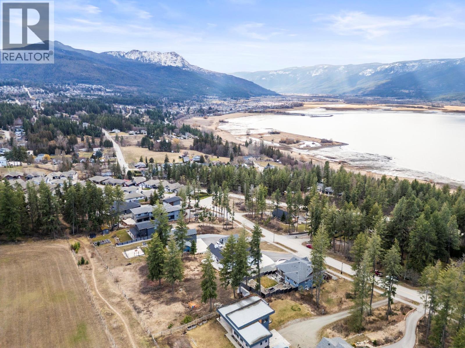  3200 20 Street Northeast, Salmon Arm