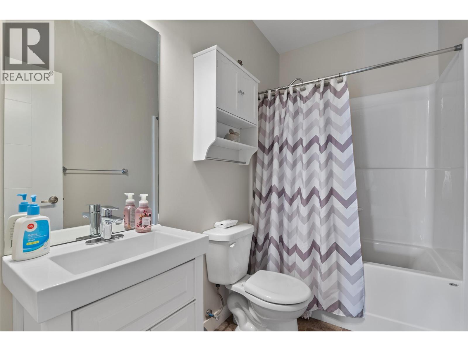 2821 Qu'Appelle Boulevard, Kamloops