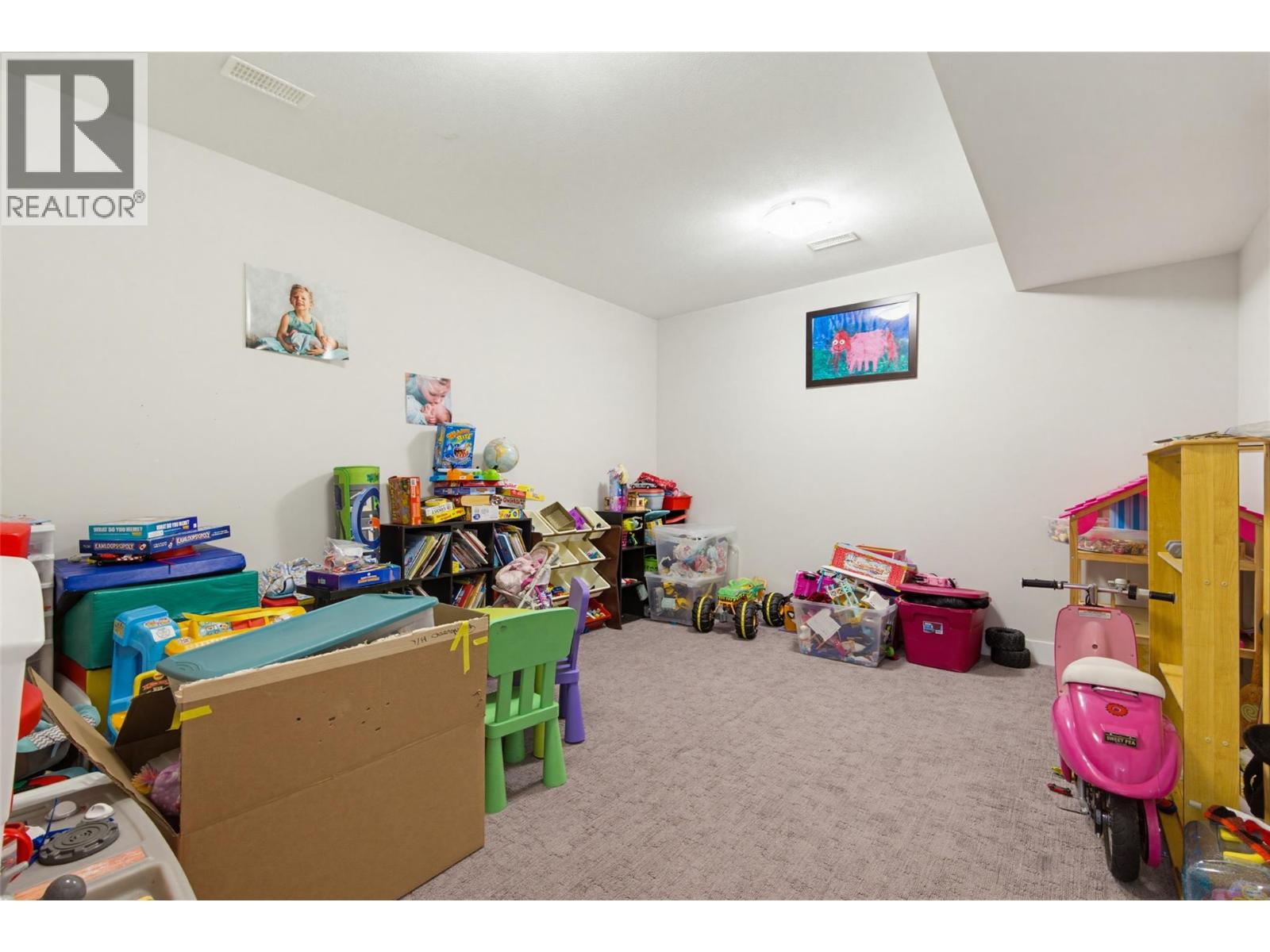 2821 Qu'Appelle Boulevard, Kamloops