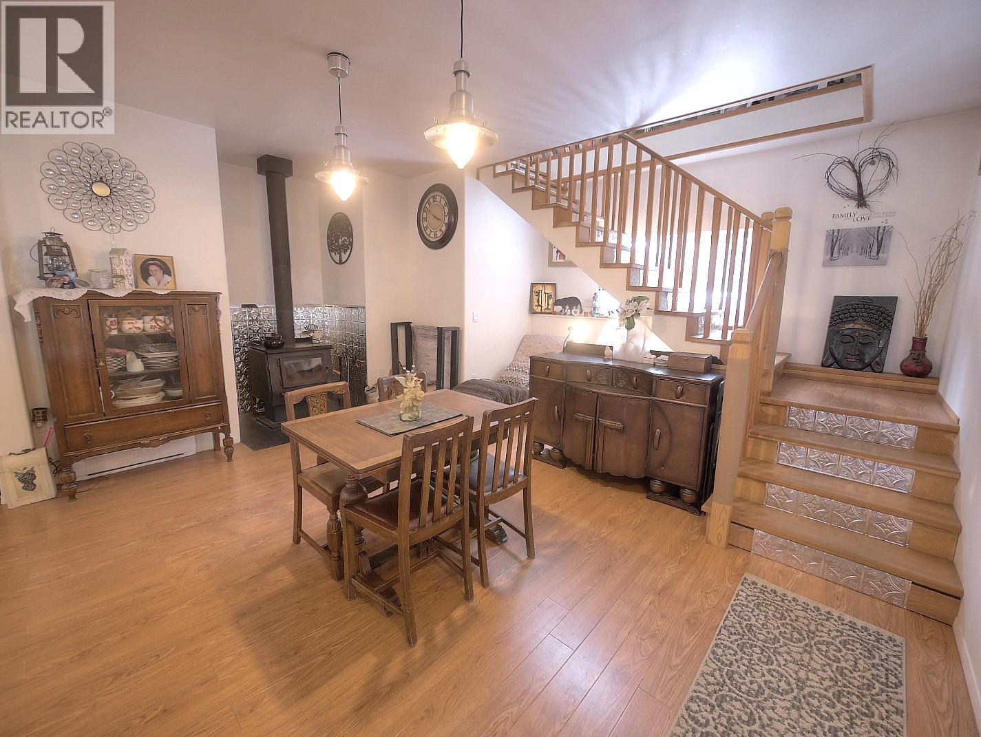  8872 Slocan West Road, Slocan