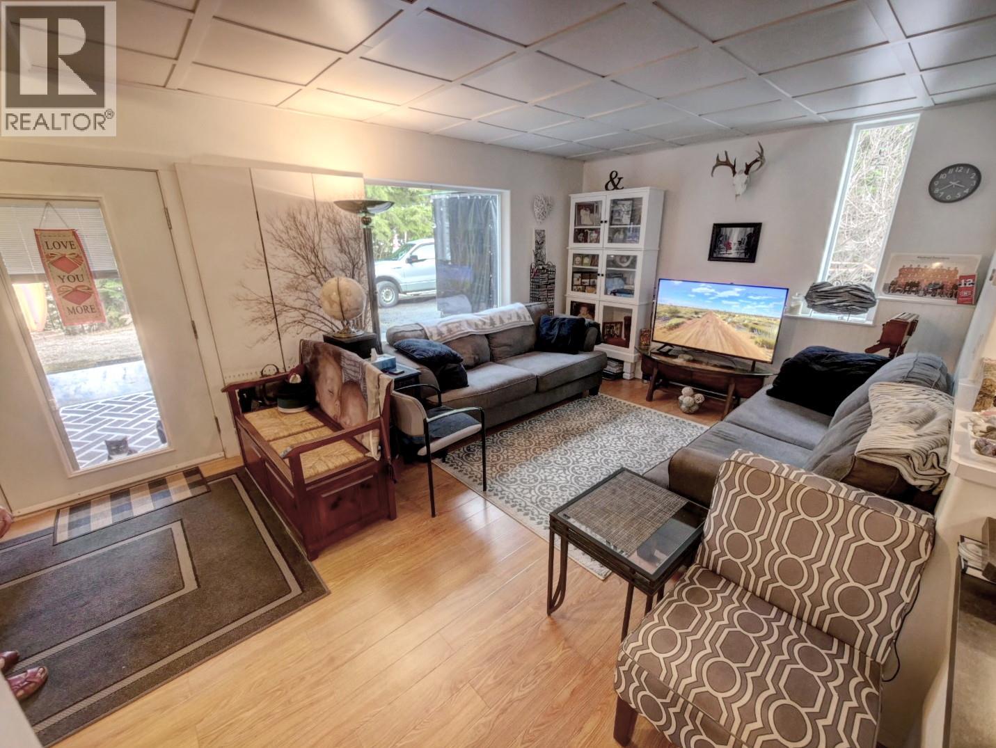  8872 Slocan West Road, Slocan