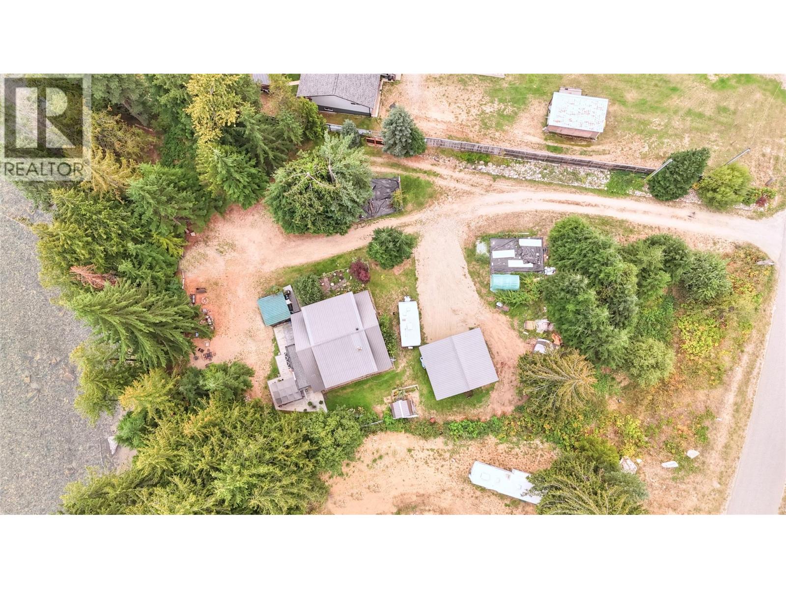 8872 Slocan West Road - 17