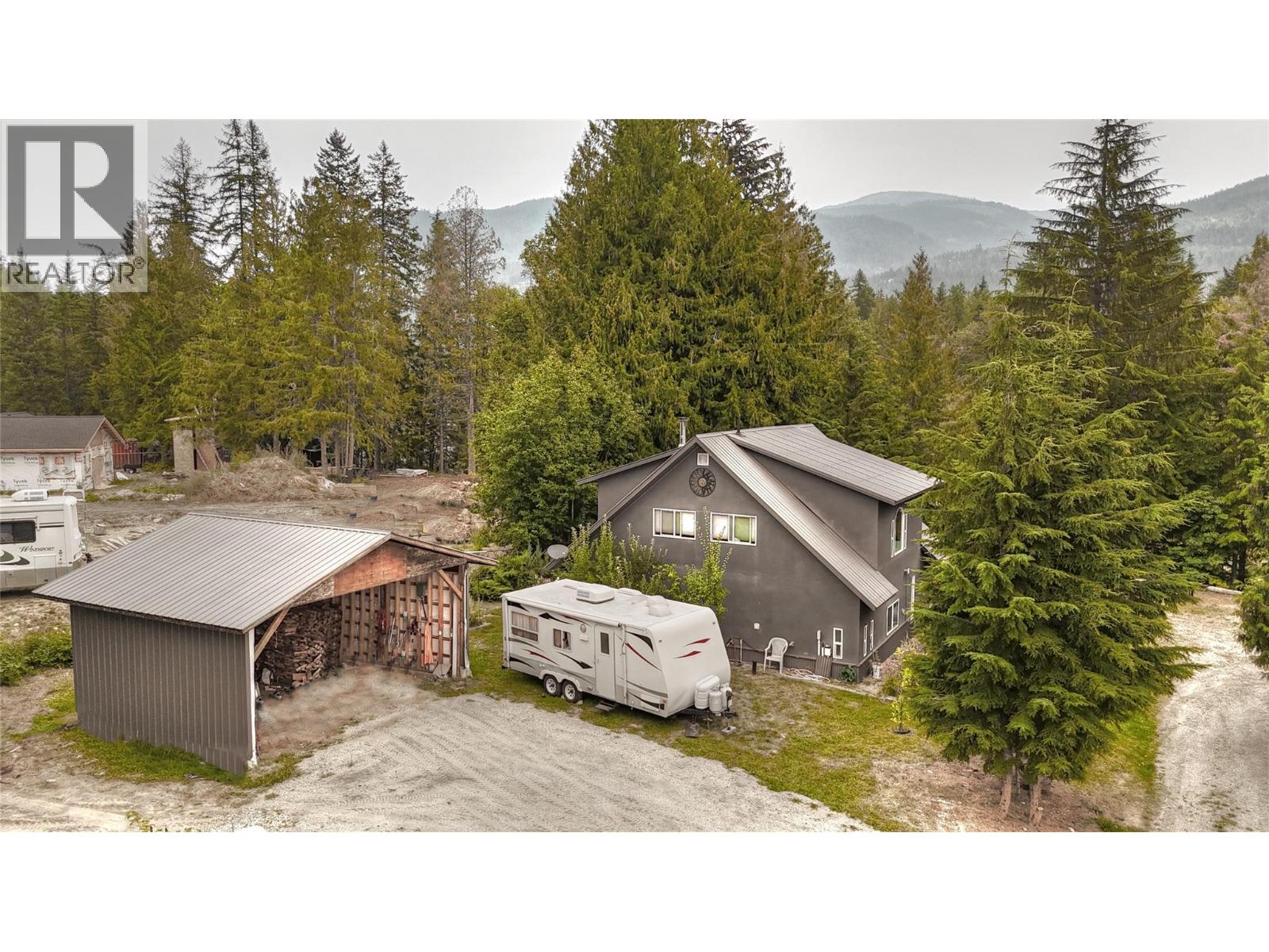  8872 Slocan West Road, Slocan