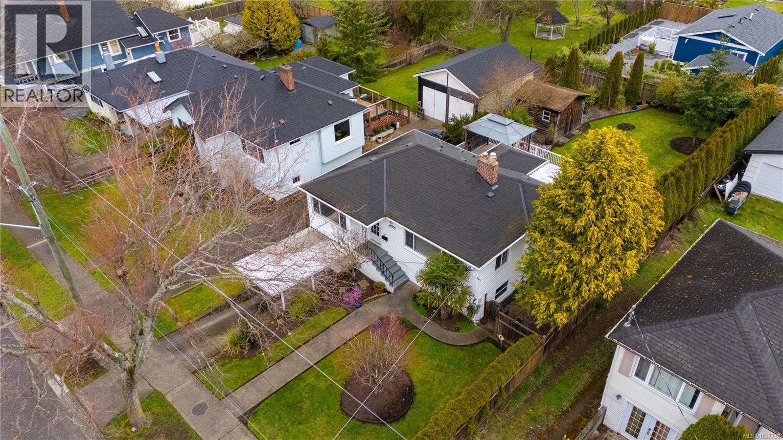 Single Family House for Sale in  Fifth St Victoria 