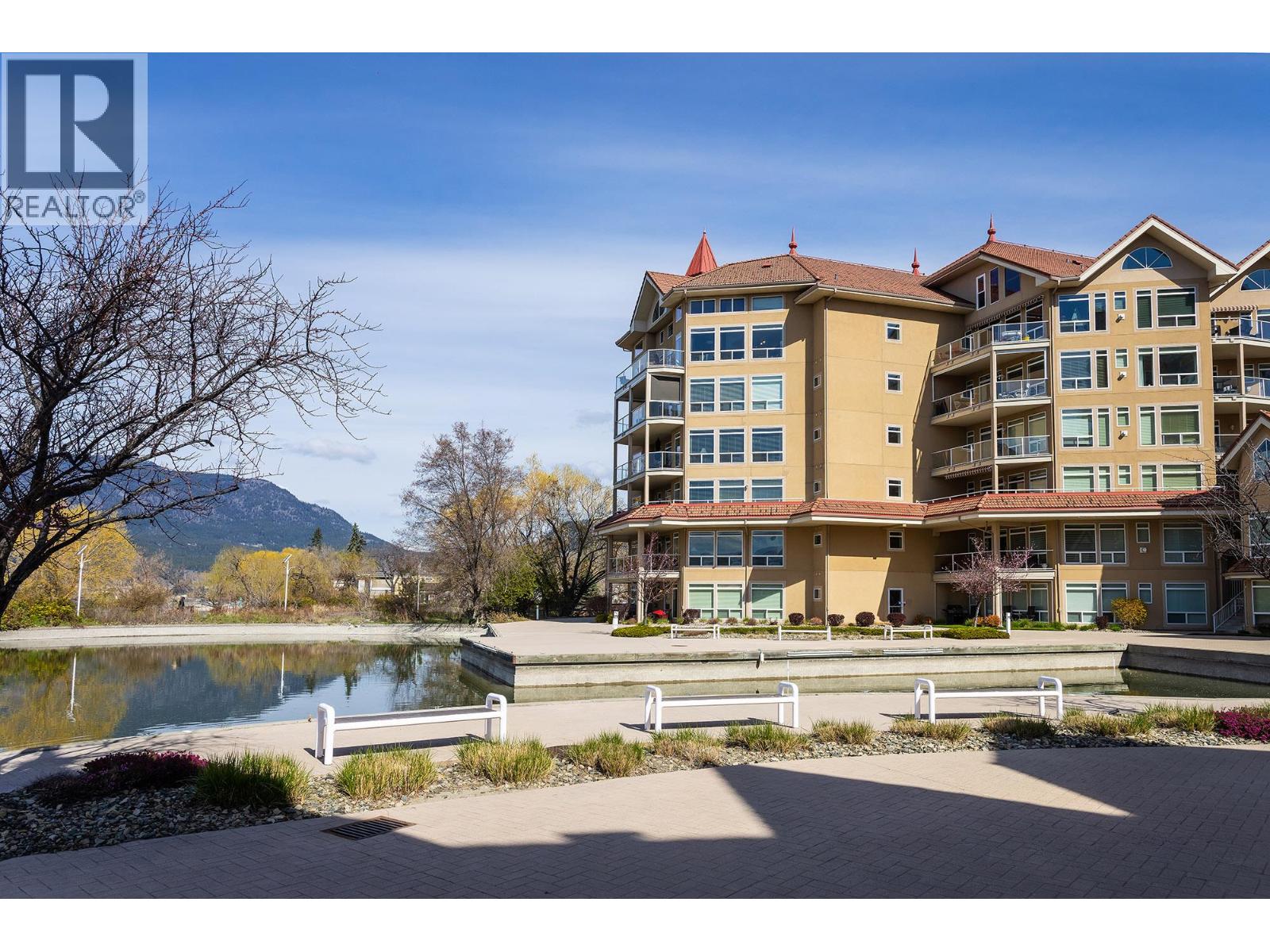 247 1088 Sunset Drive, Kelowna