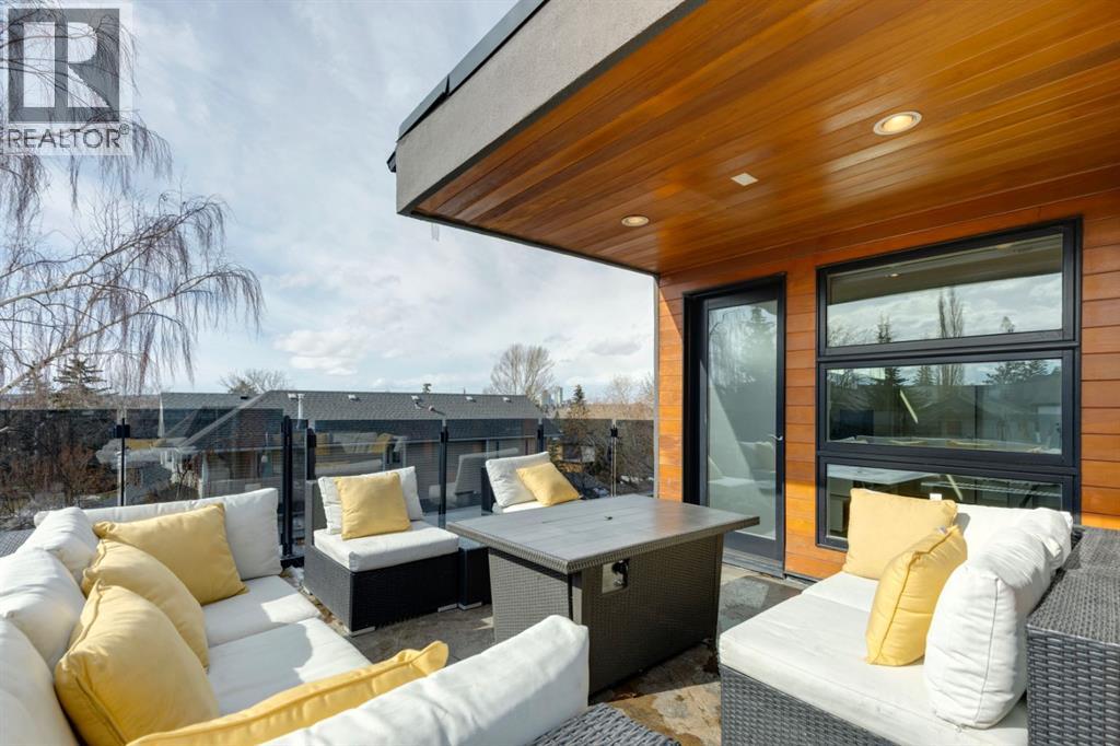 Single Family House for Sale in   Avenue SW Richmond Calgary 