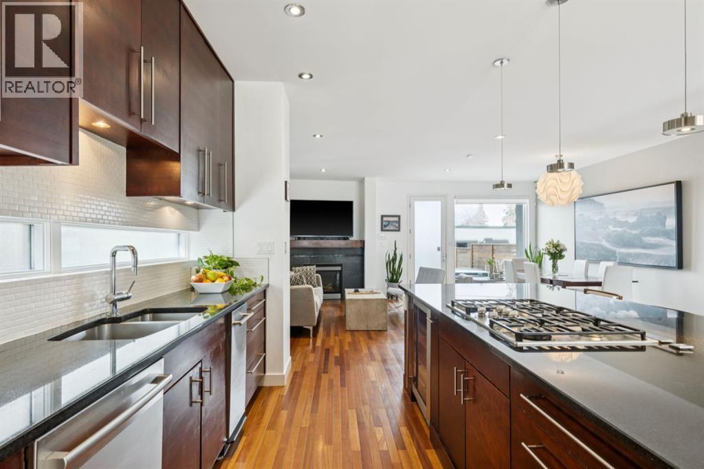 Single Family House for Sale in   Avenue SW Richmond Calgary 