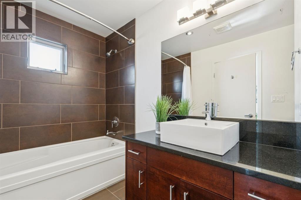 Single Family House for Sale in   Avenue SW Richmond Calgary 