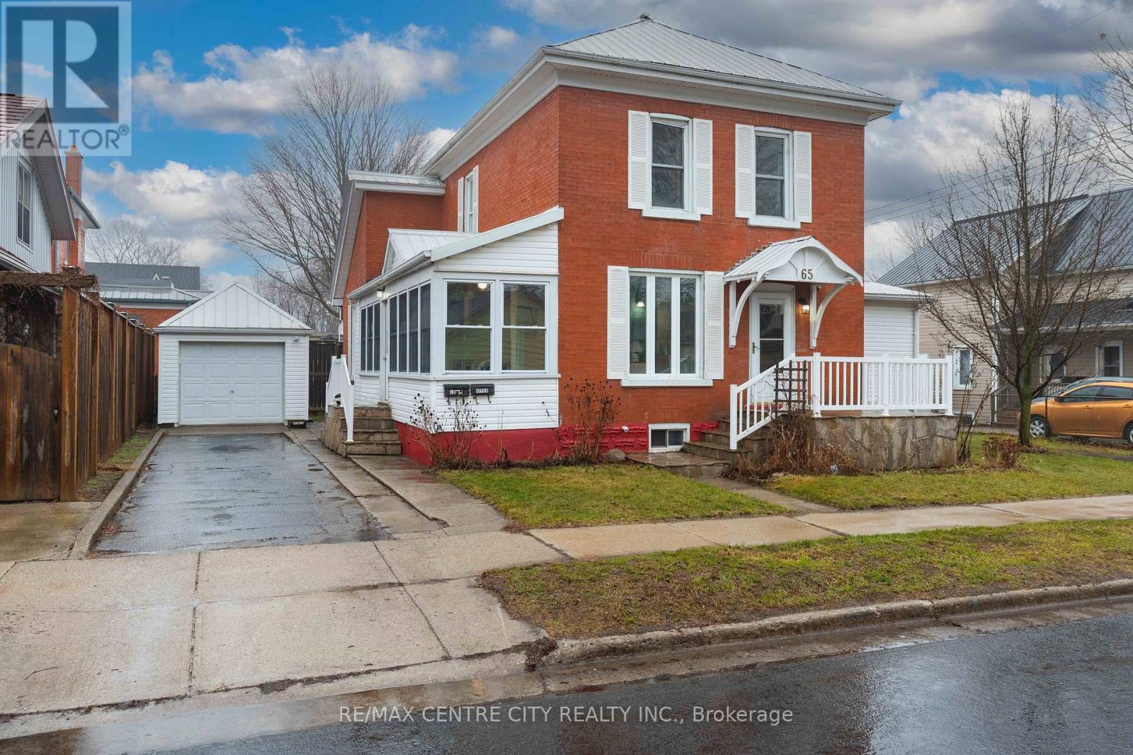 65 KING STREET — photo 39