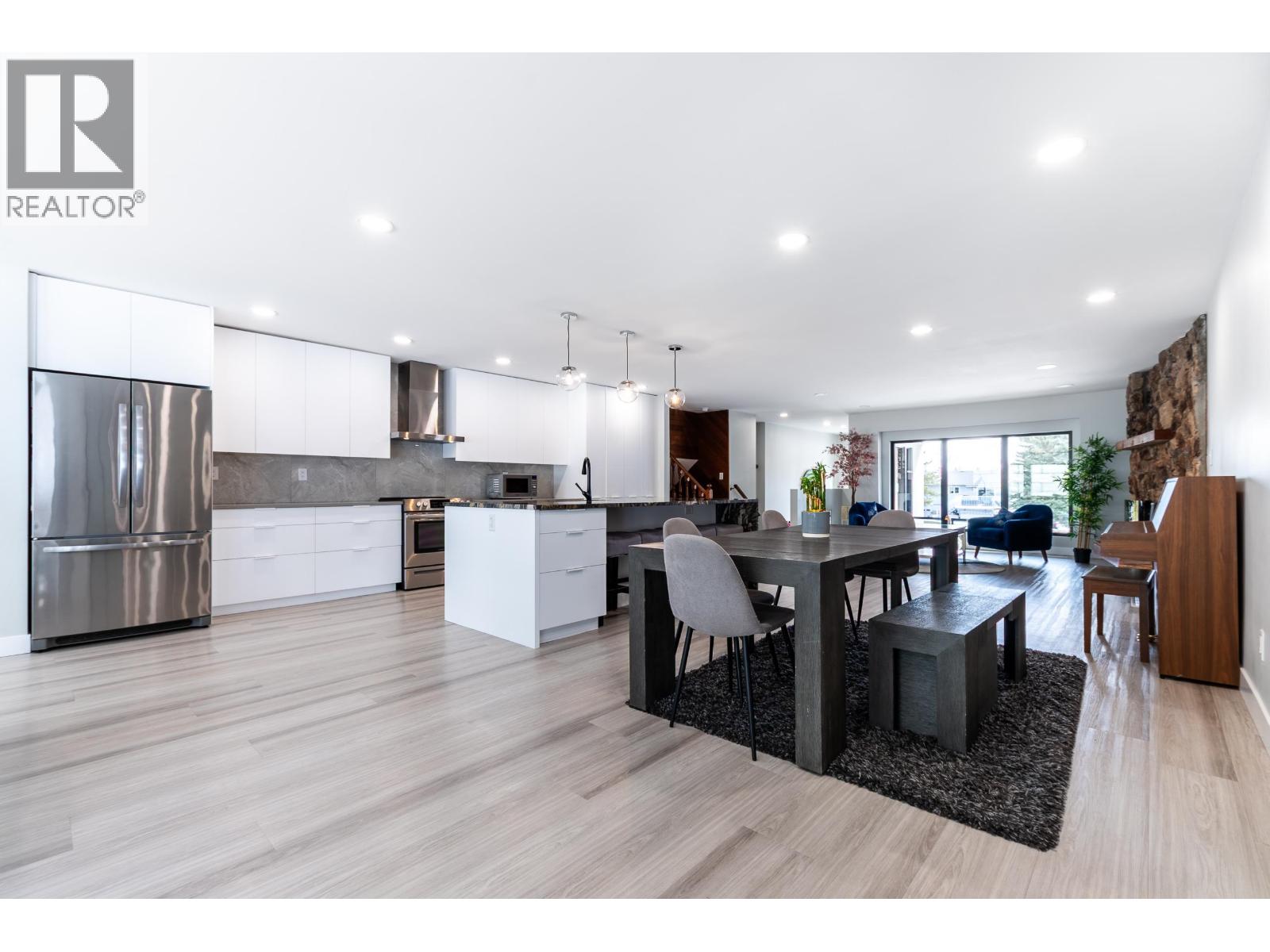 7830 ST. THOMAS PLACE - 14