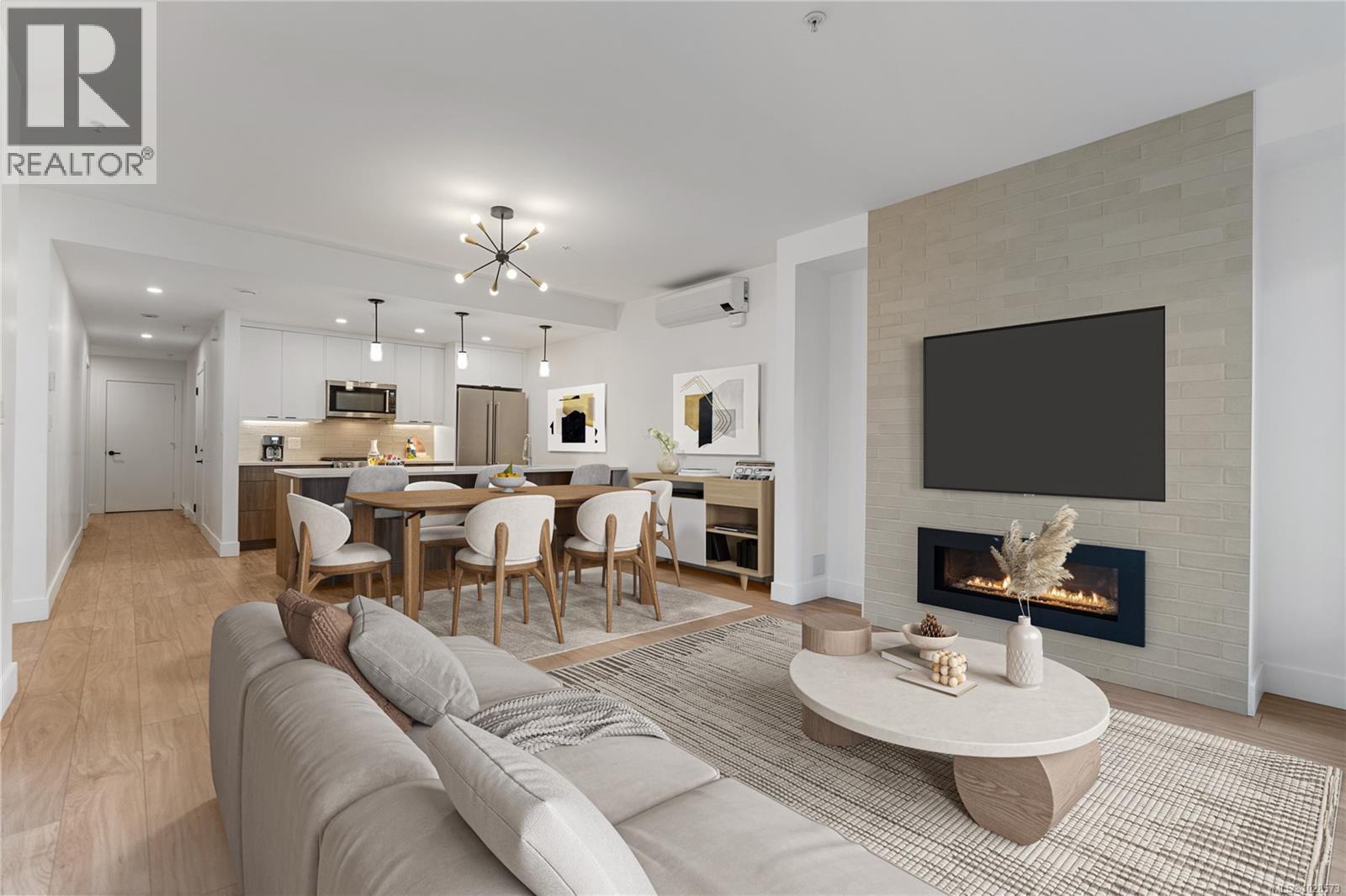 #8 2330 Sooke Rd - 2