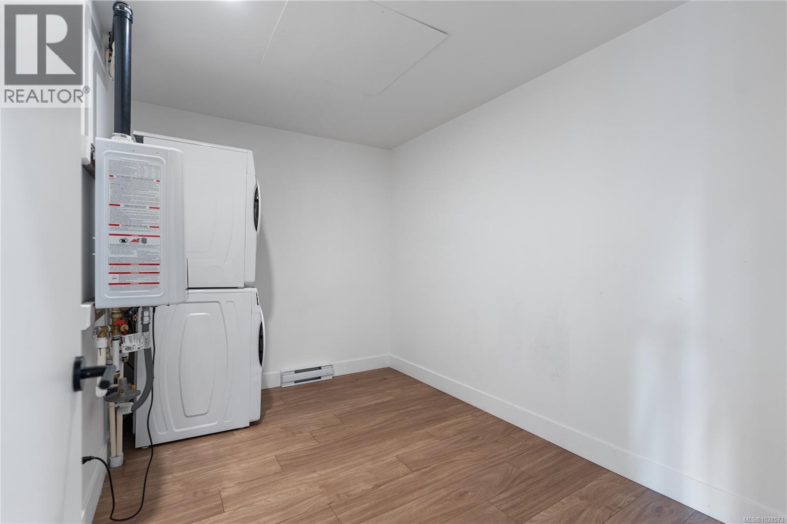 #8 2330 SOOKE RD - 22