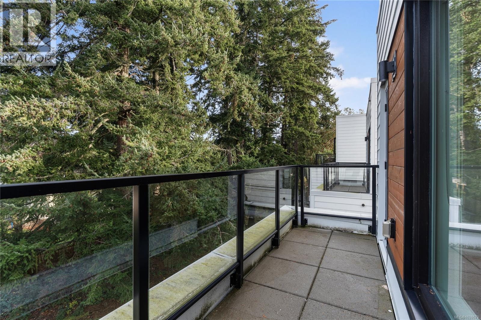 #8 2330 Sooke Rd - 28