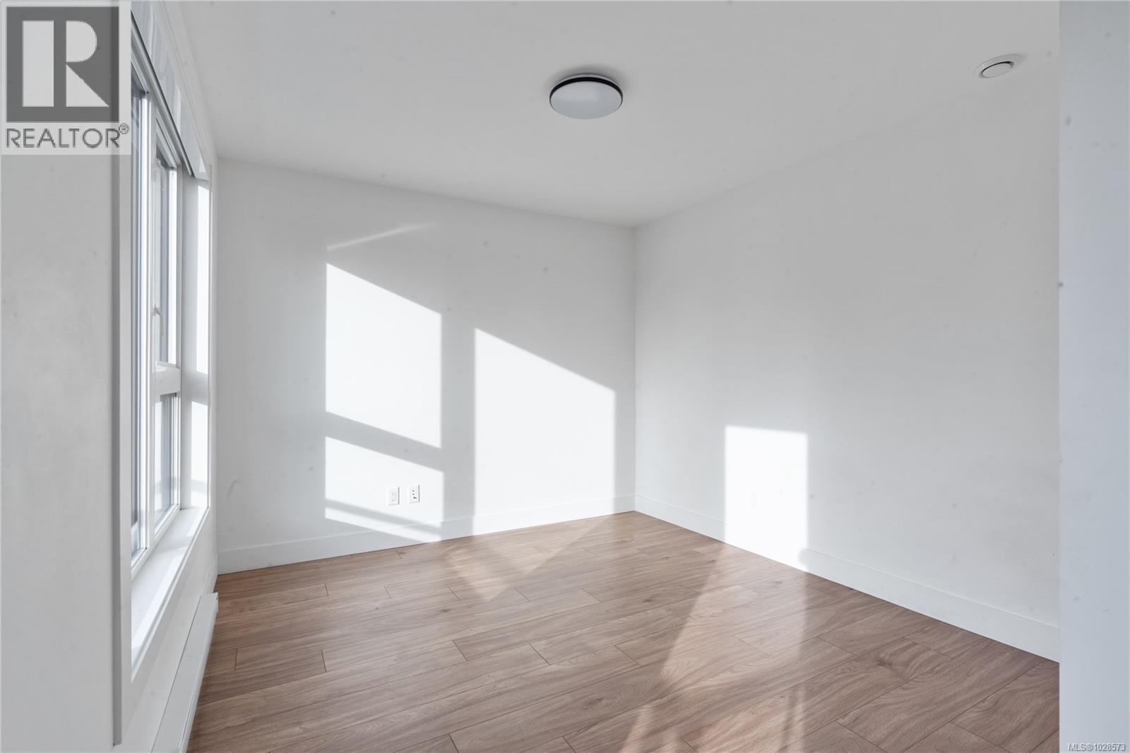 #8 2330 Sooke Rd - 29