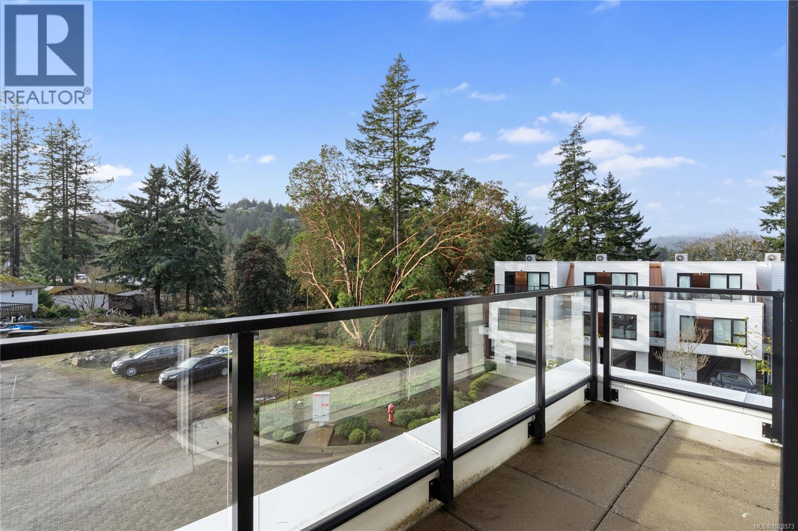 #8 2330 SOOKE RD - 31