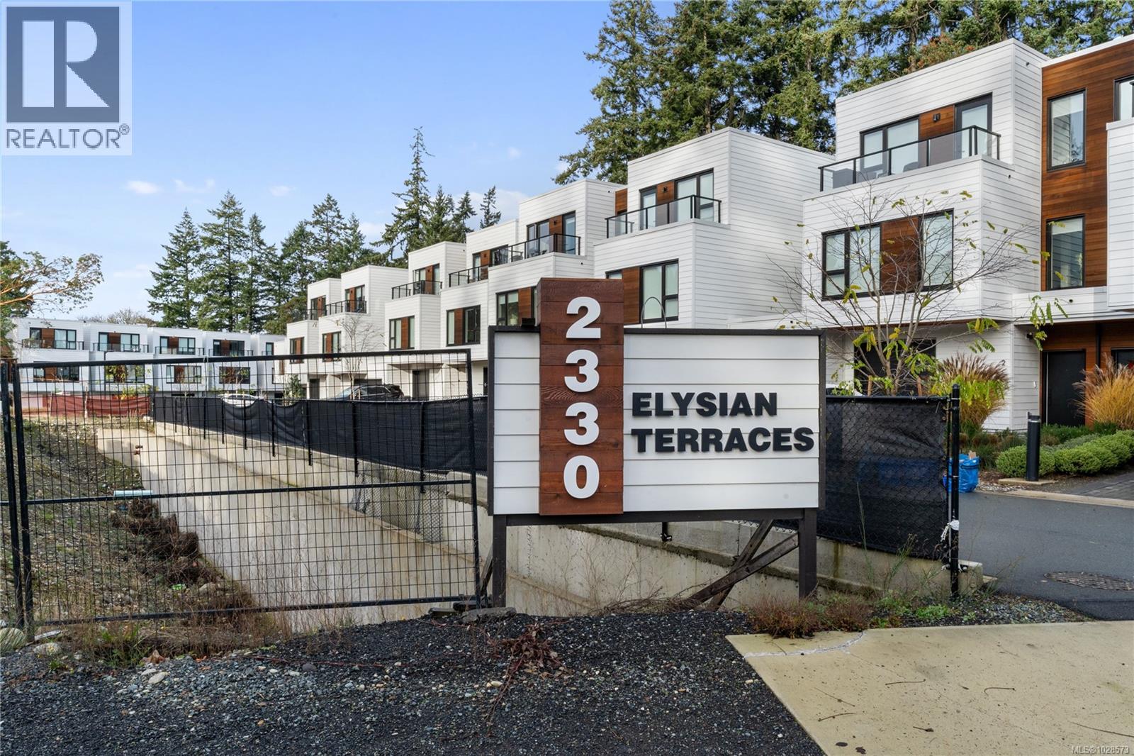 #8 2330 SOOKE RD - 40