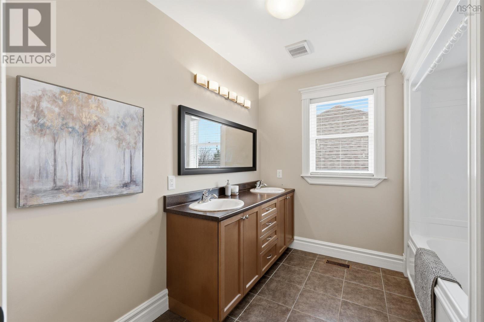 Property 27 of 35 of 50 Helmsman Court