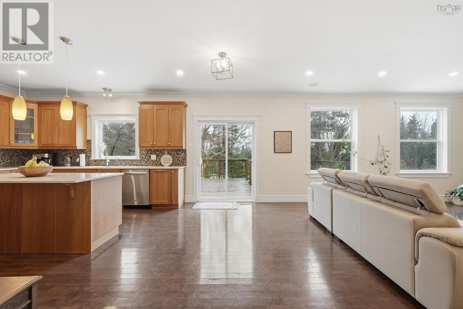 Property 8 of 35 of 50 Helmsman Court