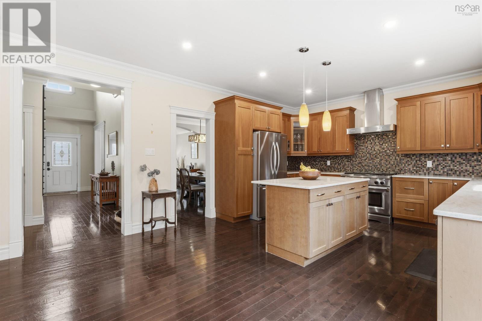 Property 7 of 35 of 50 Helmsman Court