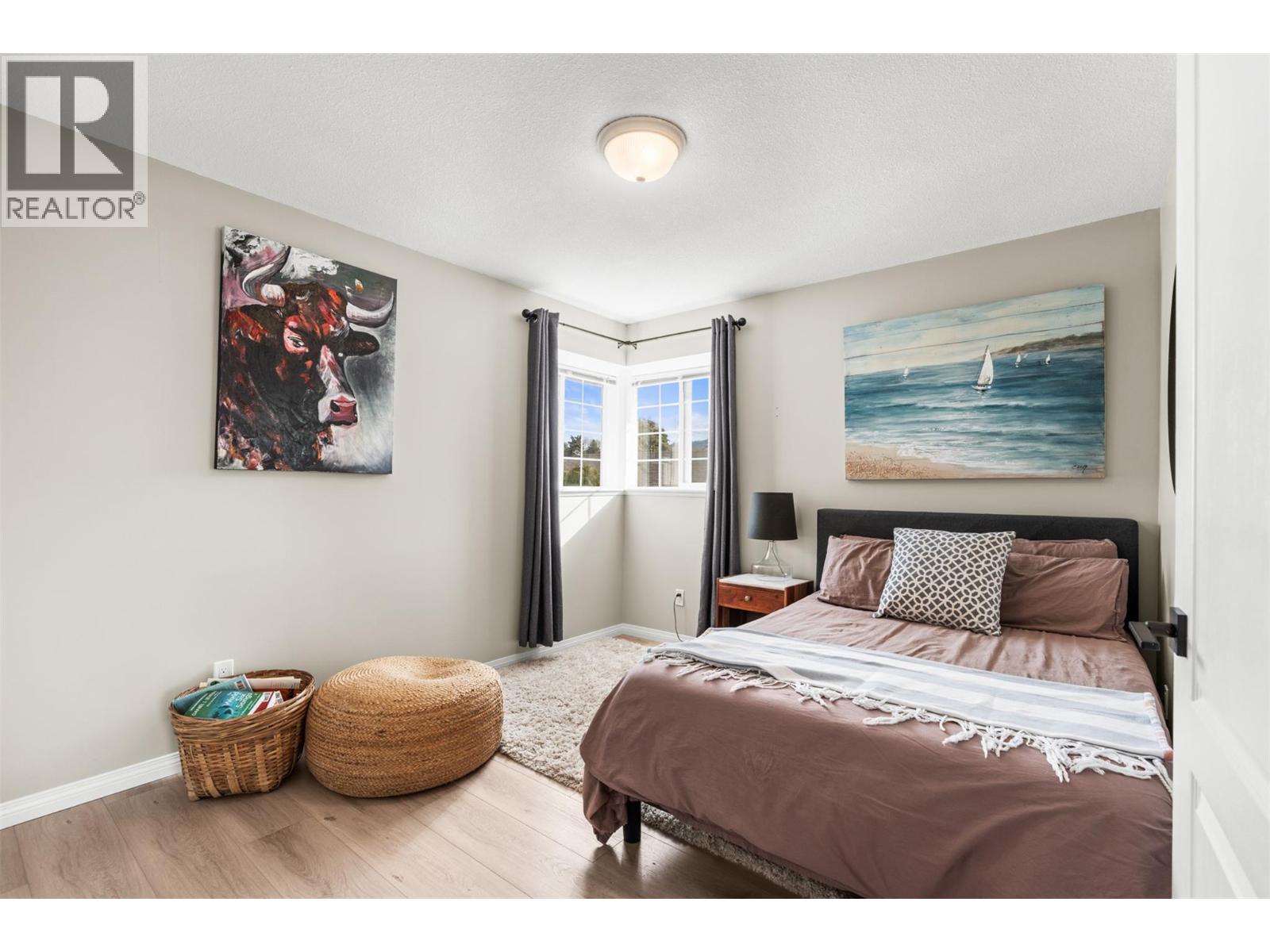 6808 Cameo Drive N, Vernon