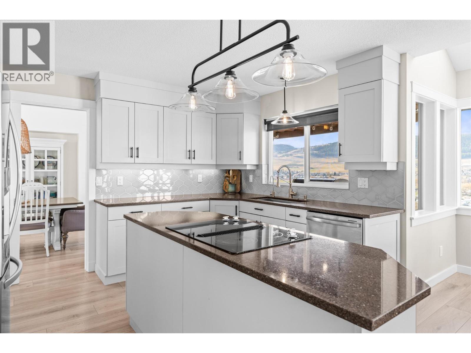 6808 Cameo Drive N, Vernon