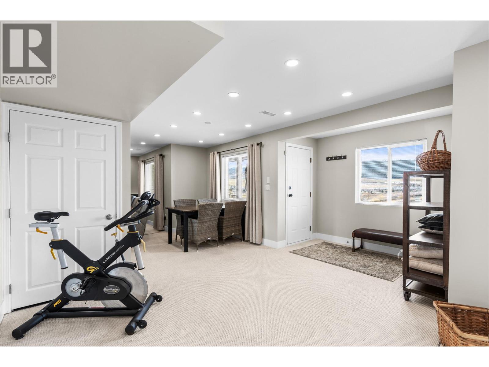 6808 Cameo Drive N, Vernon