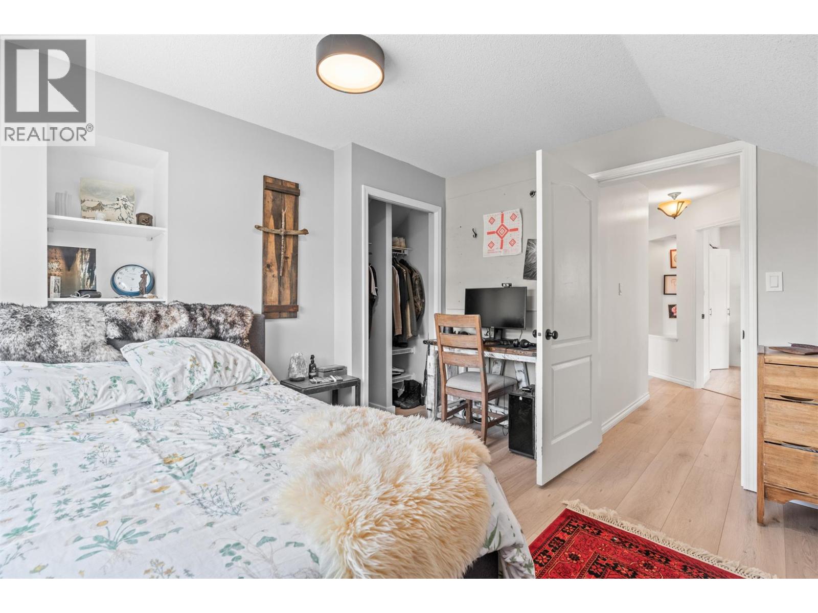 6808 Cameo Drive N, Vernon