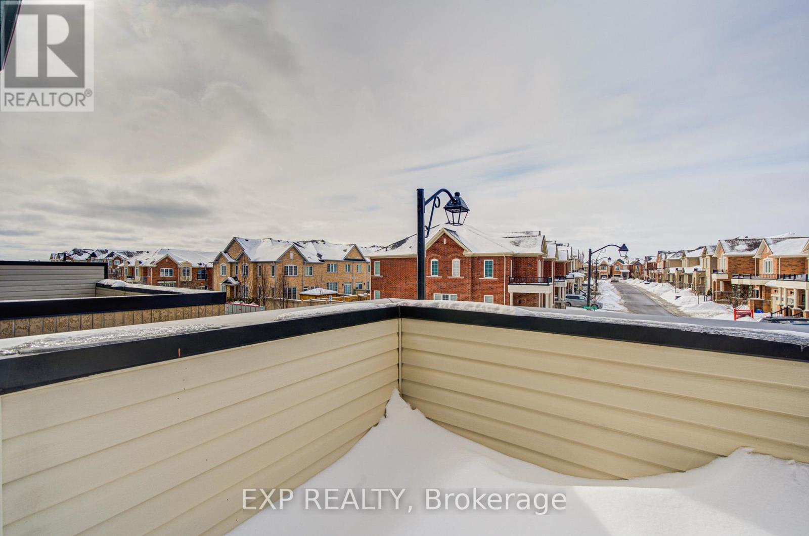 Single Family House for Sale in  BATHURST STREET Vaughan (Patterson) 