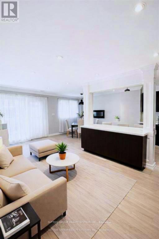 #68 215 MISSISSAUGA VALLEY BOULEVARD - 3